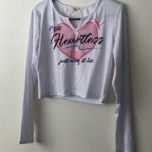 White long sleeve crop top